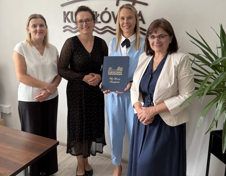 Awans zawodowy nauczycielki z Dąbrowicy