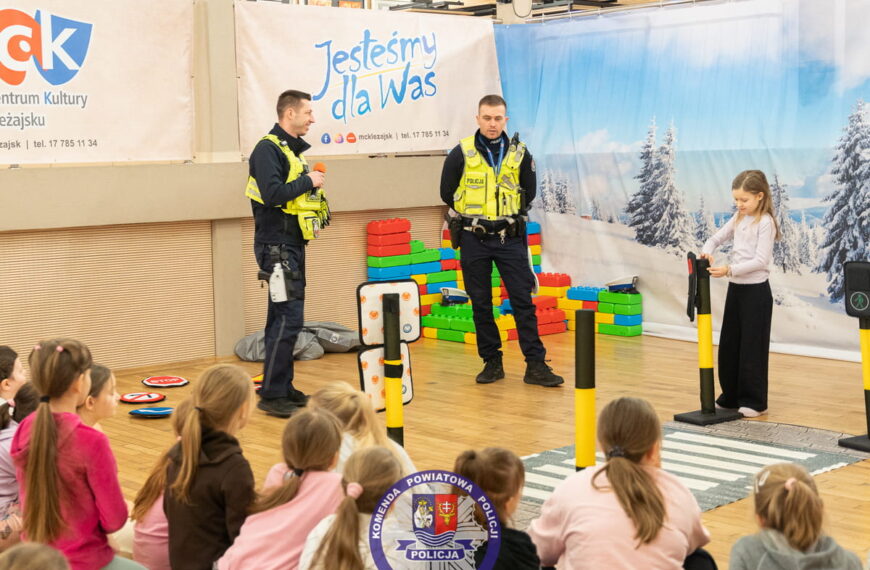 Ferie pod okiem policji. Dzieci z Leżajska uczyły się zasad bezpieczeństwa