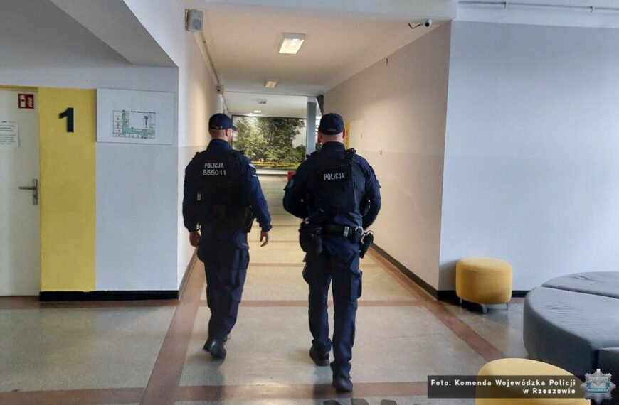Więcej patroli przy szkołach na Podkarpaciu