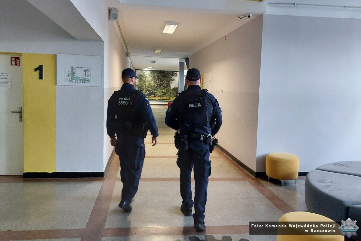 Więcej patroli przy szkołach na Podkarpaciu